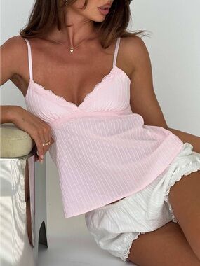 🎀 NIP Princess Polly Lunya Top Solid Pink - Size US 8